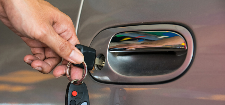 Car door lock repair in Queen Elizabeth